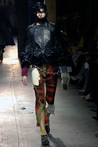 Look 27